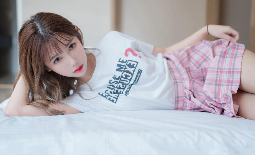 浙江纯爱服饰有限公司轮播图1